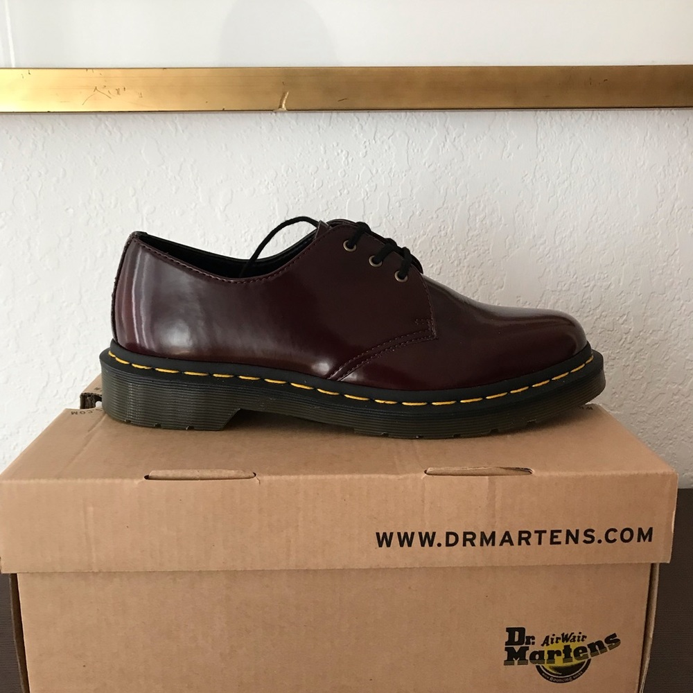 Dr Martens 1461 Vegan Cherry red